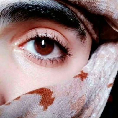 من السهل أن تشتاق لشخص ما ومن الصعب أن تجدة كل ماتشتاق اليه
