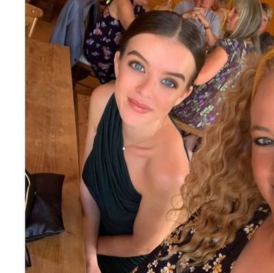 NikitaNjh's profile picture. 