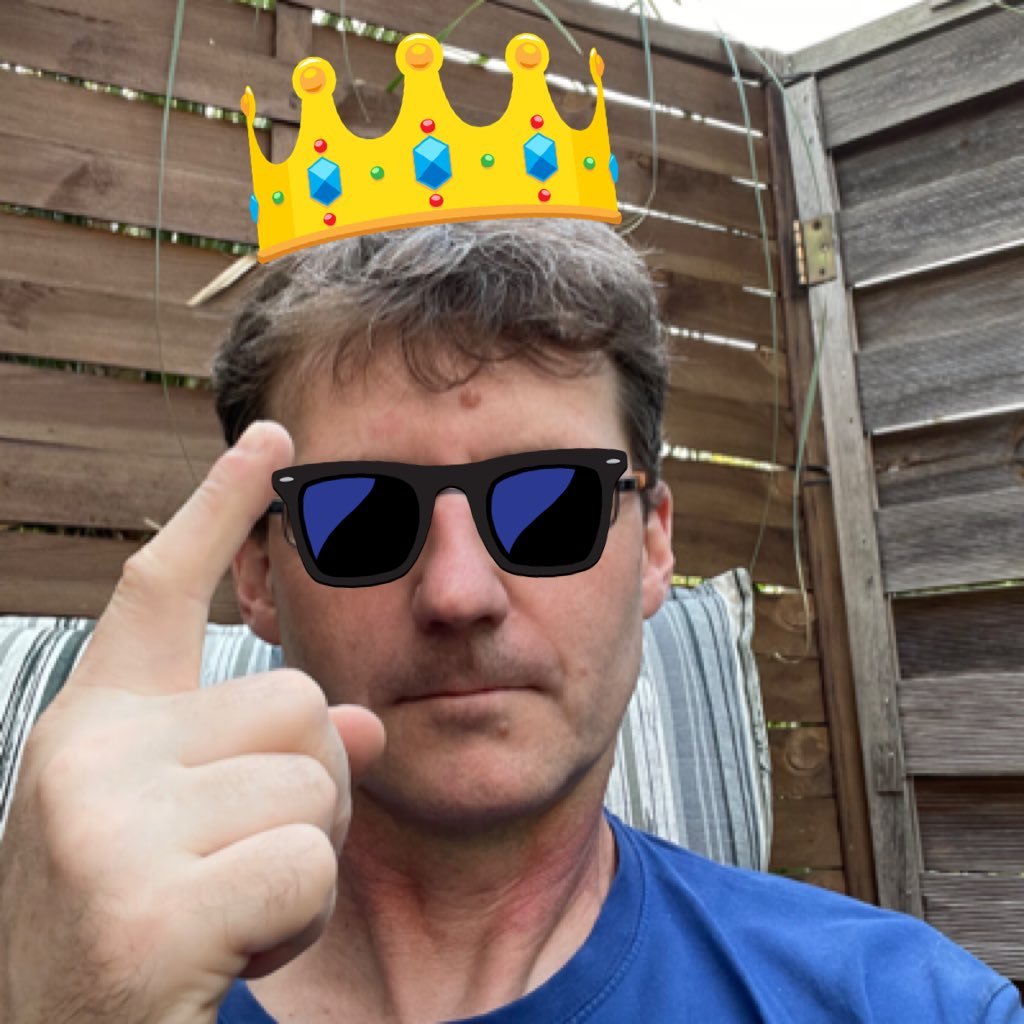 Silberfisch1's profile picture. In den 50ern, Handwerker, Freidenker, Ur-GG-Anhänger. Tiefste Verachtung gegenüber der landeszerstörenden Vetternwirtschaftspseudoregierung. Wacht endlich auf.