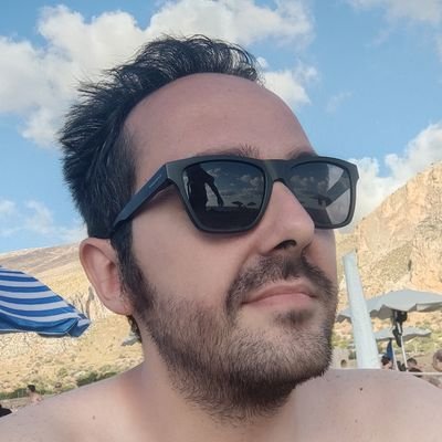 ilmartiniano's profile picture. Un Palermitano appassionato di Computer 🖥️, Networking 📡, IoT 🤖, Domotica 🧞‍♂️,  Mobile 📱, Politica🗳️ e Mobilità Elettrica 🚗  #dink #childfree