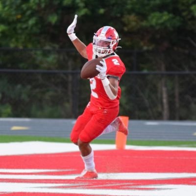 3⭐️ 6'0 190 ATH🌟🏈#2 mount zion high school student athlete cell phone :470-546-3972. email-malachiackles18@gmail.com https://t.co/2KpkNroRLN