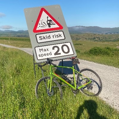 Ali_allps's profile picture. Gravel riding, mountain hiking, dream chasing husband of 1, dad of 5.