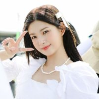 YR. (@yipreon) 's Twitter Profile