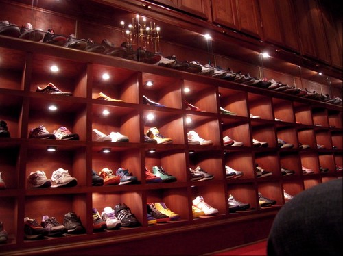 coachhandbagsch's profile picture. Nike Air Max 2011 ONLY $59! and more than 8000 styles of sneakers onsale here! all at http://t.co/uYYyivpMOc