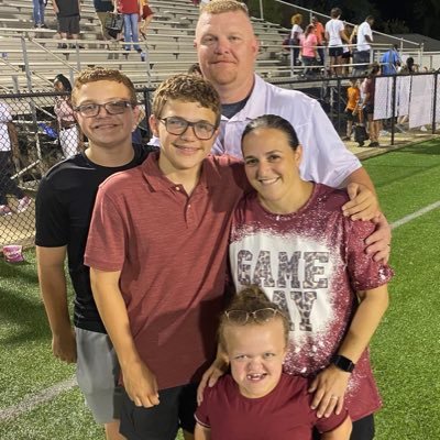 Proud husband to Jana and Dad to the 3 greatest kids; Korey, Kolton, and Kinsley. Offensive Line Coach @ Talladega High School