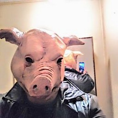 Poison_Pork's profile picture. Totally stole a picture of Your poping out of The Principals Birthday Cake, Then Went Home and Frappe all over my Brothers Cheerios. oink.