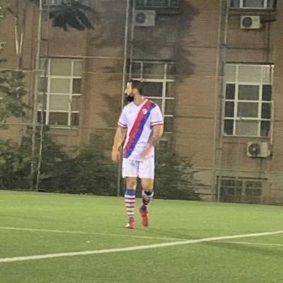 exjugador del parla escuela,Coslada,Pegaso,Vicalvaro etc,ex del atlético club de socios , título nivel 1 entrenador .jugador del Celtic castilla