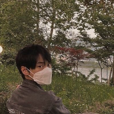 ° 🍓  🍰   🍵 🖇..⃗.  ‹ ›she/her  ²¹
      ↳  🌱. 〬⋅ 
me gusta la fantasia y el cottage||