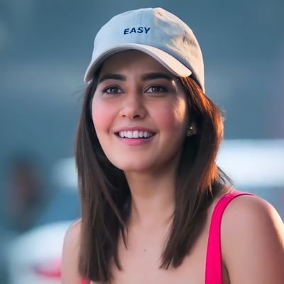 •She's the kind of queen that knows her crown isn't on her head but in her soul !•🧚✨ #Raashikhanna ❤️😘