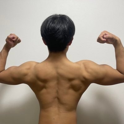 tomoki002's profile picture. 5年間トレーニング