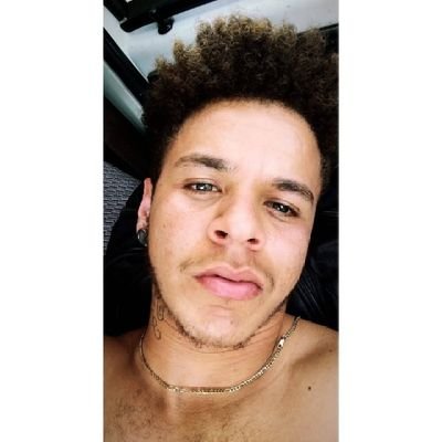Um sorriso no rosto da minha coroa vale mais que Barra de ouro. .sz
Palmeirense Nato 💚