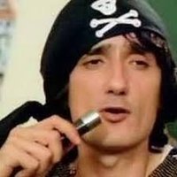 Πειρατικός (@penikos2) 's Twitter Profile