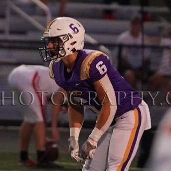 RB/DB | Johnston High School, Iowa, Class of 2023, 3.86 GPA | 5’10”, 180 lb | 275lb bench, 225lb clean, 315lb squat, 405lb deadlift 🏈🏃