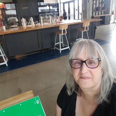 Community Volunteer, Social Enterprise Ambassador.
Enjoy a good mocha and conversation with friends.
Life is good. God is great. Family is everything.