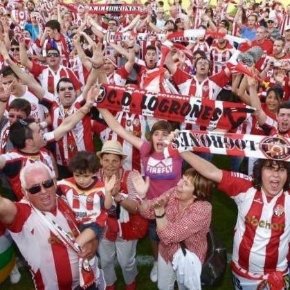 Madrileño de pura cepa de la SOCIEDAD DEPORTIVA LOGROÑES....

Licenciado en INEF.

Vive cada minuto como si fuera el último.