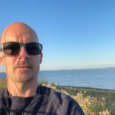 OB 💙🤍, cykling, politik, musik