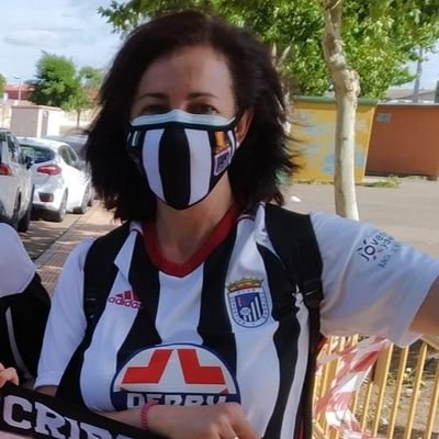 Técnico en Educación Infantil y aficionada al CD Badajoz