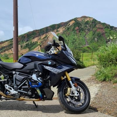 tsuyoshi629's profile picture. PCX(JF81)/R1250RS/RAV4 TRD CB400SB→VFR800→K1200R→S1000RR乗ってました  EOS 60D&6Dmk2 #BMWはいいゾ  77-33の人