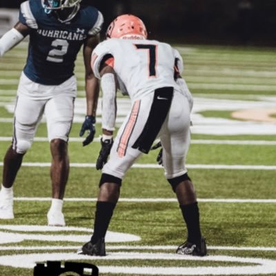 check me out on Hudl https://t.co/Dg6lPVmHAf class 2022 , db , 5’9 158 Ibs Gpa 3.0