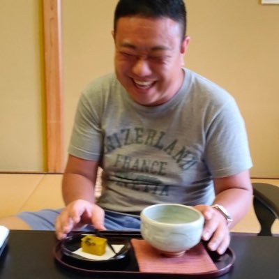 今更ながらのTwitter初心者。174#95#45 鍛えてない太め。非モテ系のインドア派。ゲーム、漫画、B級映画(特にホラー、ゾンビ系)、カラオケ、食べ歩き好き。お酒✖️ ジムも検討中。東京北区住