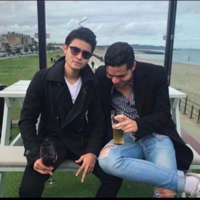 crisgomez_18's profile picture. 