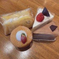 ケーキの家 果楓 (@kaede_cake0228) 's Twitter Profile