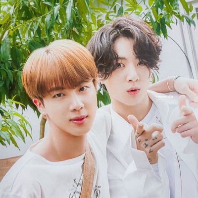 Adriana18002388's profile picture. Army💜 MONBEBE💕Alice💛💙 Treasure maker💎 Stay❤️🤗