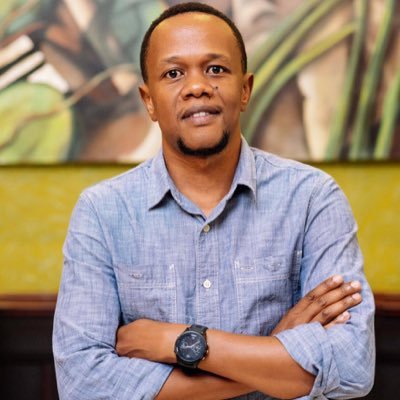 Social Entrepreneur, Innovation Evangelist, Strategy & Training Lead- @leadershipladdertz @Acumen Fellow, Farmer, Marathoner, Own tweets. RTs # endorsement.