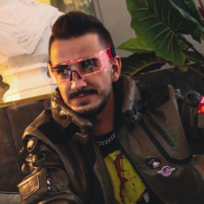 Gamer on Playstation, Xbox, Nintendo and PC, loving handhelds. Also passionate about film, videography, photography. Working in multimedia and online marketing.