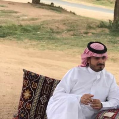 خريج جامعة الكويت بكالوريوس الشريعة والدراسات الإسلامية تخصص فقه وأصول الفقه