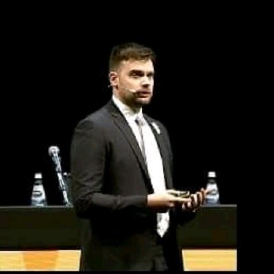 AntoninoSirchia's profile picture. Appassionato e curioso navigatore dell'internet