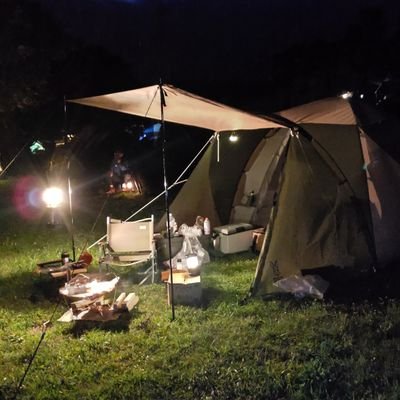 PFTqpVWRyM3lLNn's profile picture. 