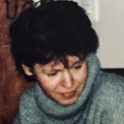 Kobieta, tylko i na zawsze. Zamężna, dwóch synów.