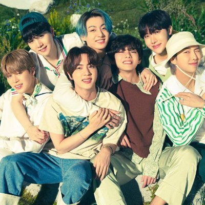 BTSARMYmom12's profile picture. 