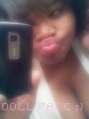 ManDwnLoVeLetta's profile picture. 