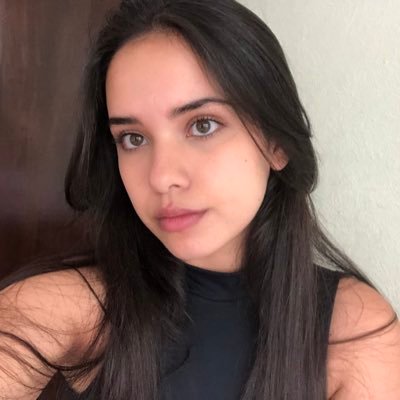 larissstephens's profile picture. 