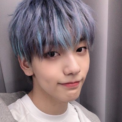 ❥︎#Yeonjun ❥︎#Soobin ❥︎#Beomgyu ❥︎#Taehyun ❥︎#Hueningkai ❥︎
❥︎#tomorrowxtogether ❥︎❥︎#kpop ❥︎
s͟o͟o͟b͟i͟n͟ c͟a͟b͟e͟z͟a͟ d͟e͟ u͟v͟i͟t͟a͟
