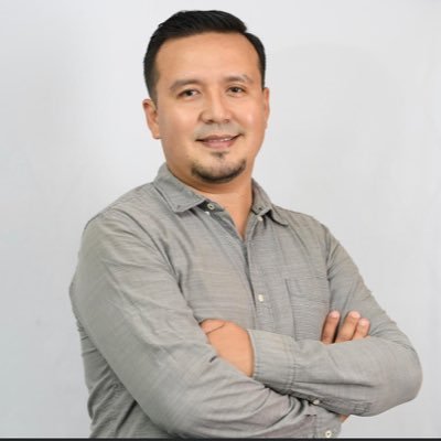 Geógrafo, Magister en Planificación y Desarrollo. Analista en Pluspetrol Ecuador B.V.