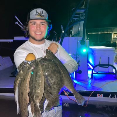 Fisher0418's profile picture. Snap- @fishy0418