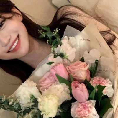 BTWIMfZKv7K6phG's profile picture. 