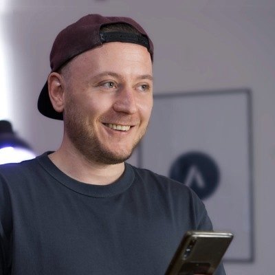 davidvongries's profile picture. Founder of PortraitMode & creator of Page Builder Framework, Ultimate Dashboard & Better Admin Bar for WordPress