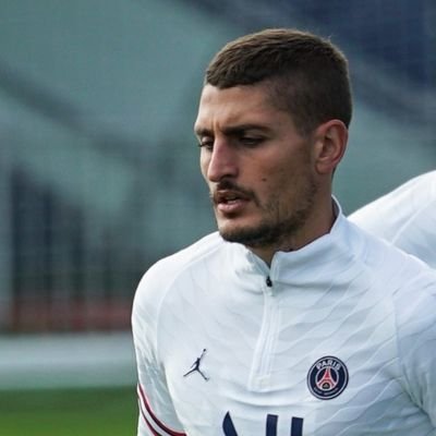 C_L_E_M_L_M's profile picture. Tu veux te lancer sur sorare ? ➡️ https://t.co/huicRbf7MW