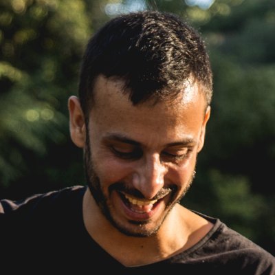 lucasnheredia's profile picture. Cancionista, multiinstrumentista, productor y eso.