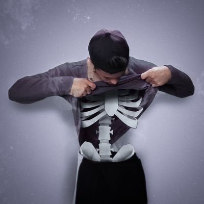 noelangellp's profile picture. 🎨Seguidor de Jesús e Ilustrador//  🐶Amante de los perros//   👨‍👩‍👧‍👦Defensor del diseño original//  🌱Defensor de la Vida