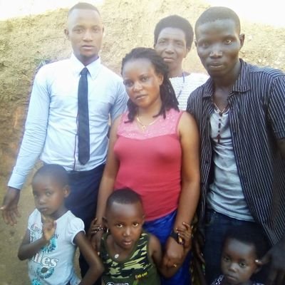 Twahirw12980401's profile picture. Was born in 1992  at Kamonyi District  have one chld and Wife but naw I leave in Gicumbi District    I'm volunteers as in Rwanda red cross