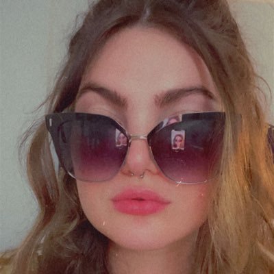 chlseaphillips's profile picture. 