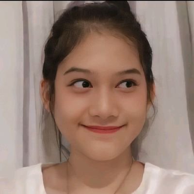 Wulan040312's profile picture. 