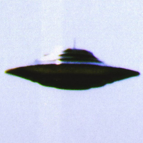 Videos y noticias de Ovnis en el mundo. Siempre mirando hacia el cielo...