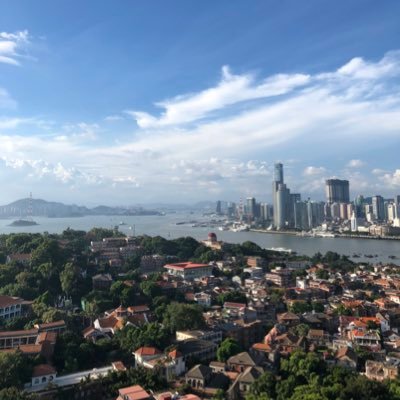 parameter_est's profile picture. 坚定的共产主义者