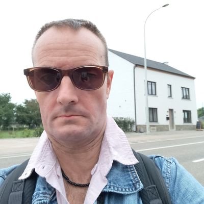 mansiny_dave's profile picture. DAVE MANSINY is een Artiest die 3/4 NEDERLANDSTALIG ZINGT & 1/4 Anderstalig, info en Boeking Gsm/Whatsapp +32 478 91 04 88 e-mail: as11799davemansiny@gmail.com